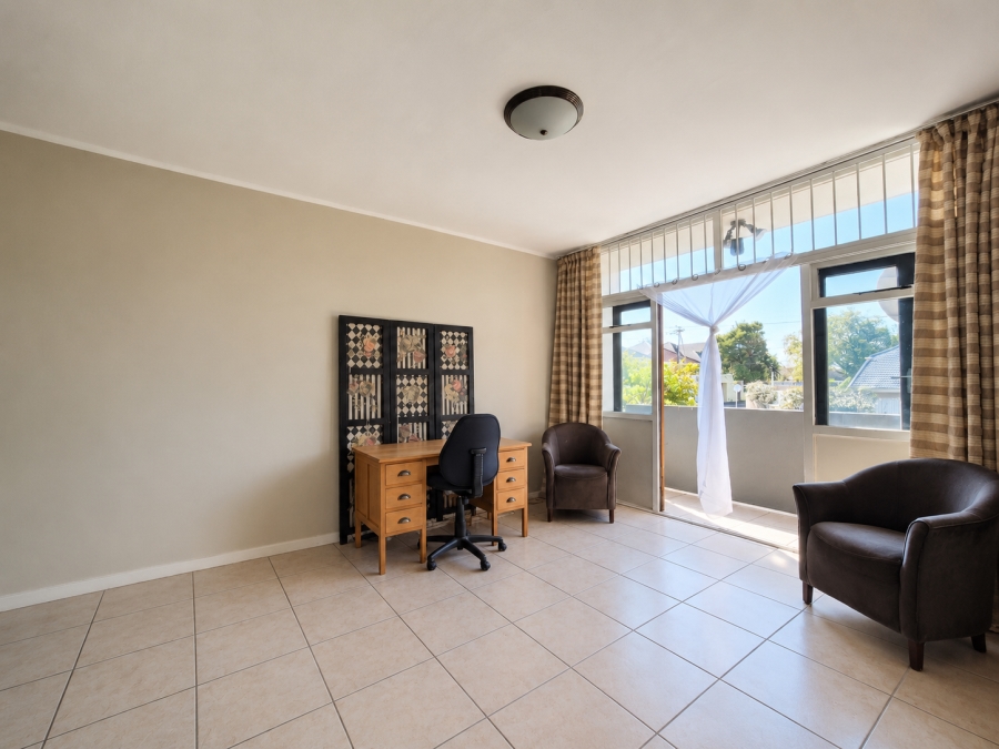 1 Bedroom Property for Sale in Wynberg Upper Western Cape